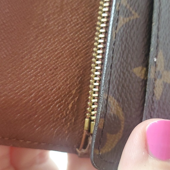 Sarah Wallet - Picture 8 of 8